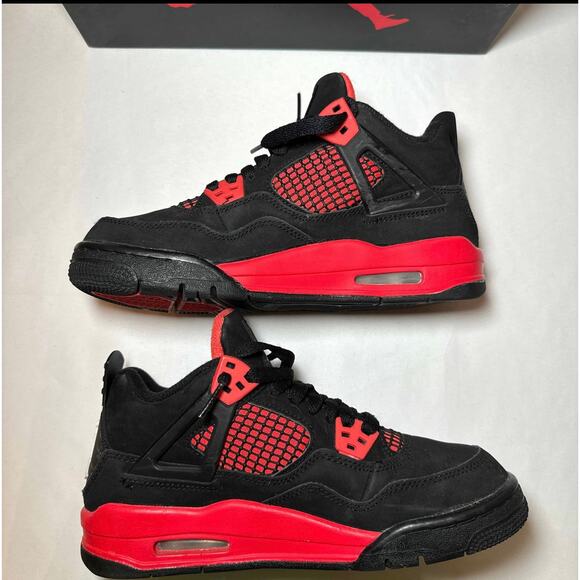 Size 5.5 - Nike Air Jordan 4 Retro GS Red Thunder Men's Shoes Ships Now - Picture 3 of 9